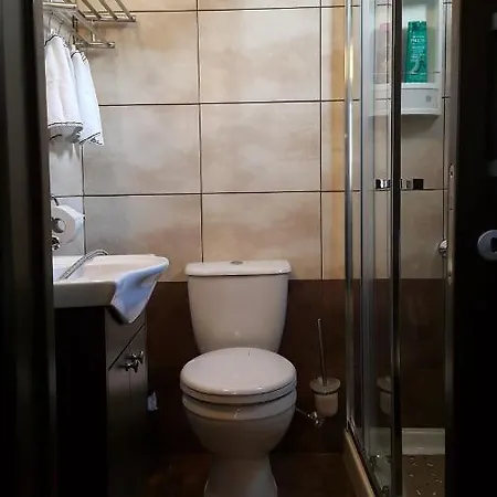 Near The Aparment With Garden Apartment Perivolia