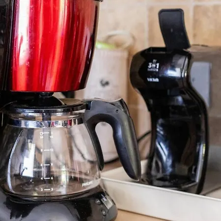 Near The Aparment With Garden شقة بريفوليا