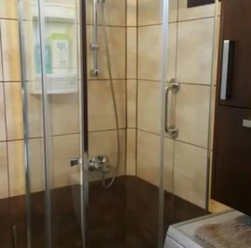 Near The Aparment With Garden * بريفوليا