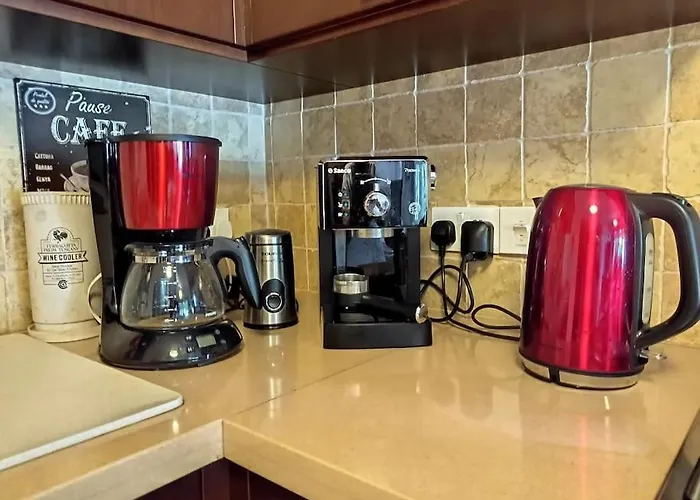 شقة Near The Aparment With Garden بريفوليا