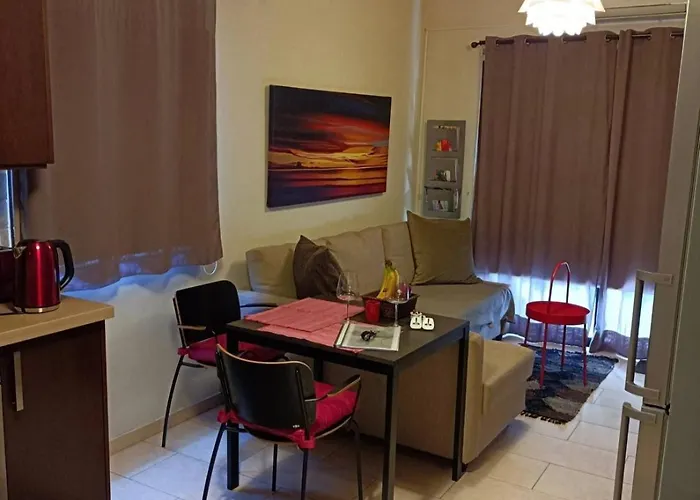 Near The Aparment With Garden شقة